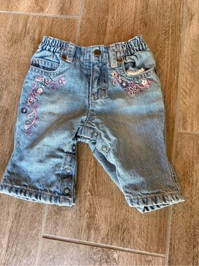 The Children’s Place Baby Girl Light Blue Denim Pants with Floral Embroidery 0-3